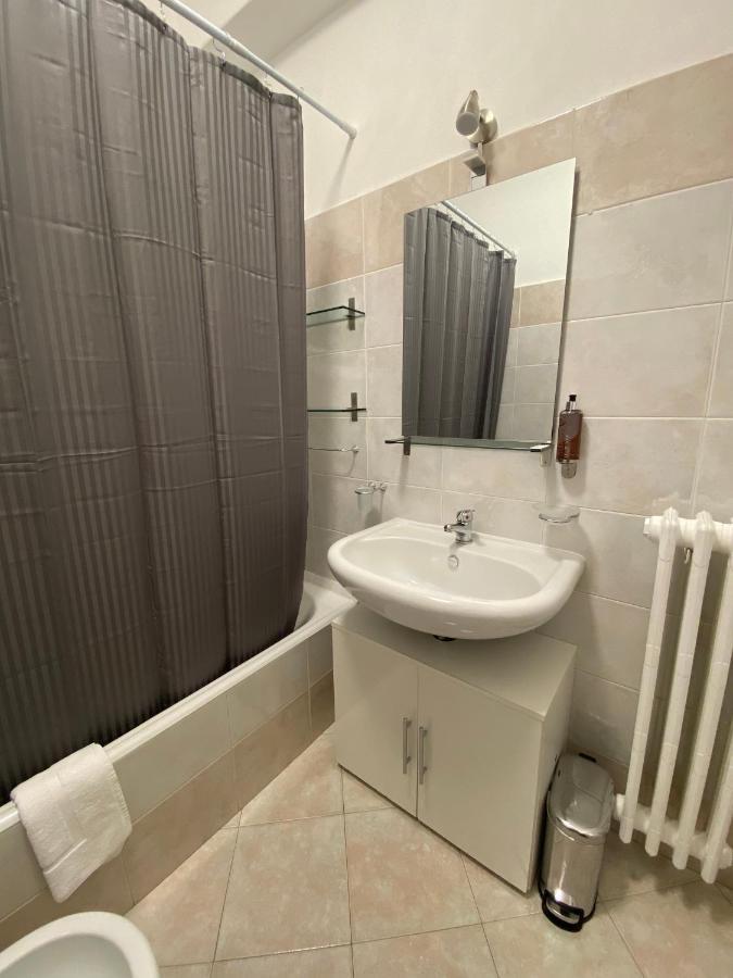 Dimora De Amicis 88 Appartement Bari Buitenkant foto