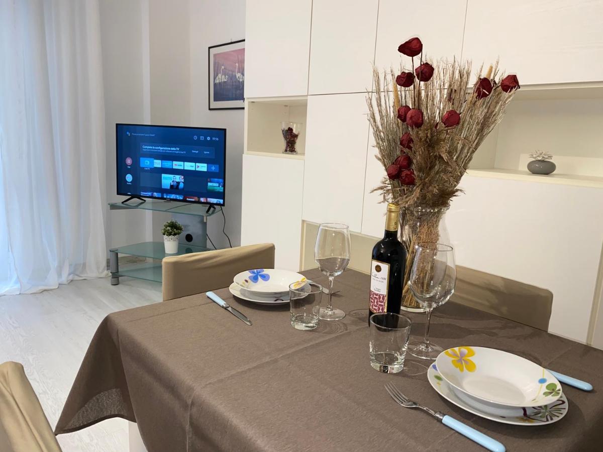 Dimora De Amicis 88 Appartement Bari Buitenkant foto