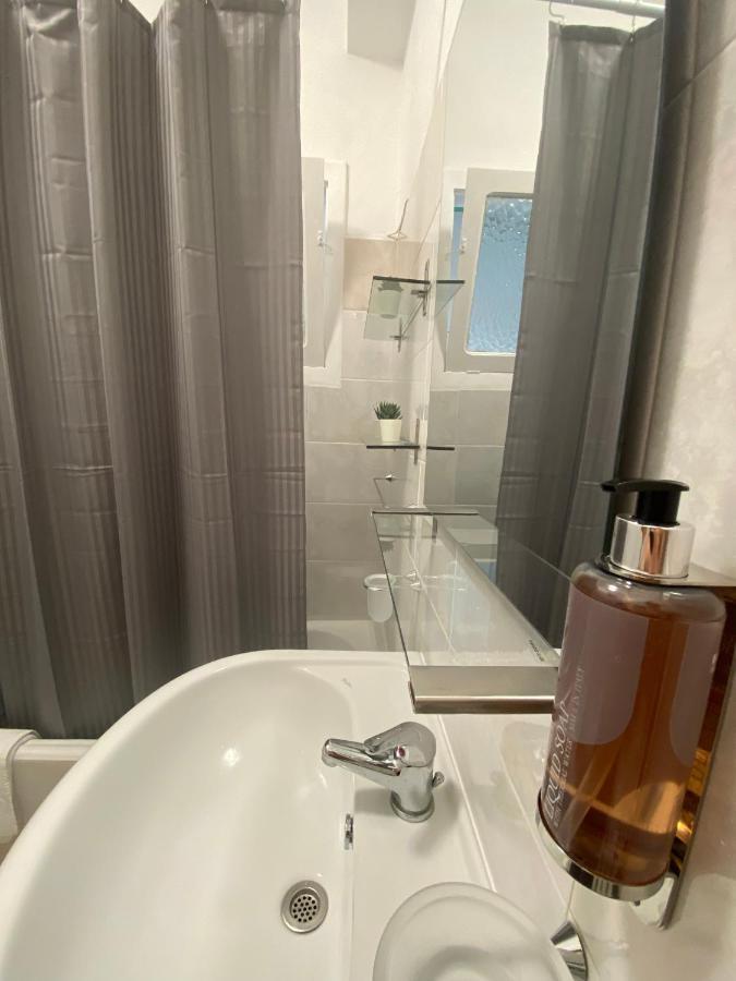 Dimora De Amicis 88 Appartement Bari Buitenkant foto
